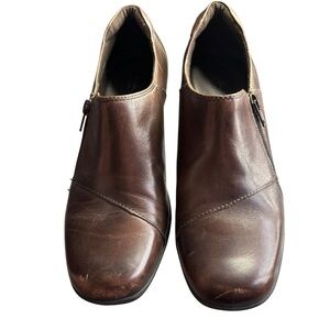 Clarks Brown Bendables Zipper Heel Loafer Booties Size 9 / 3333
